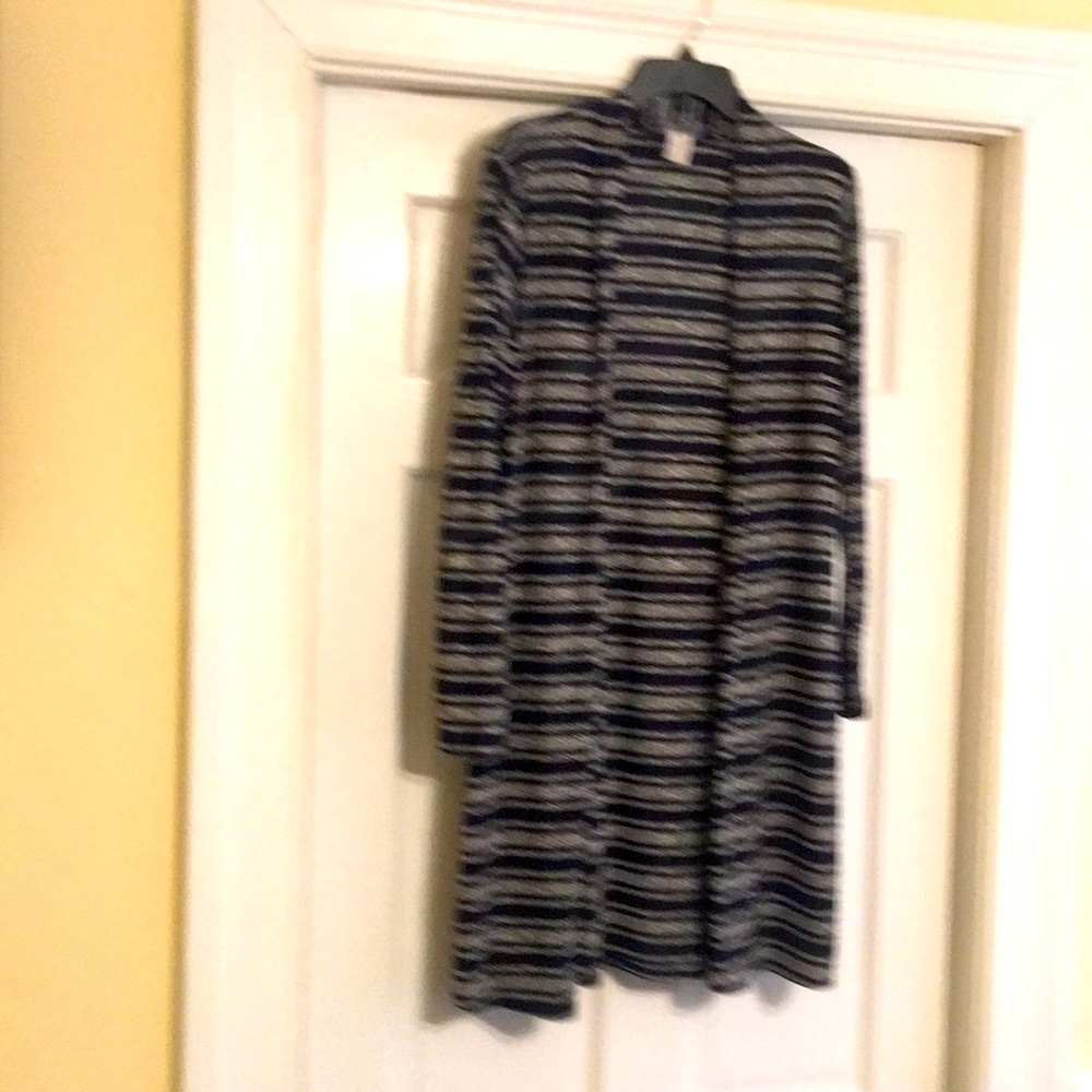Light cardigan (worn once)